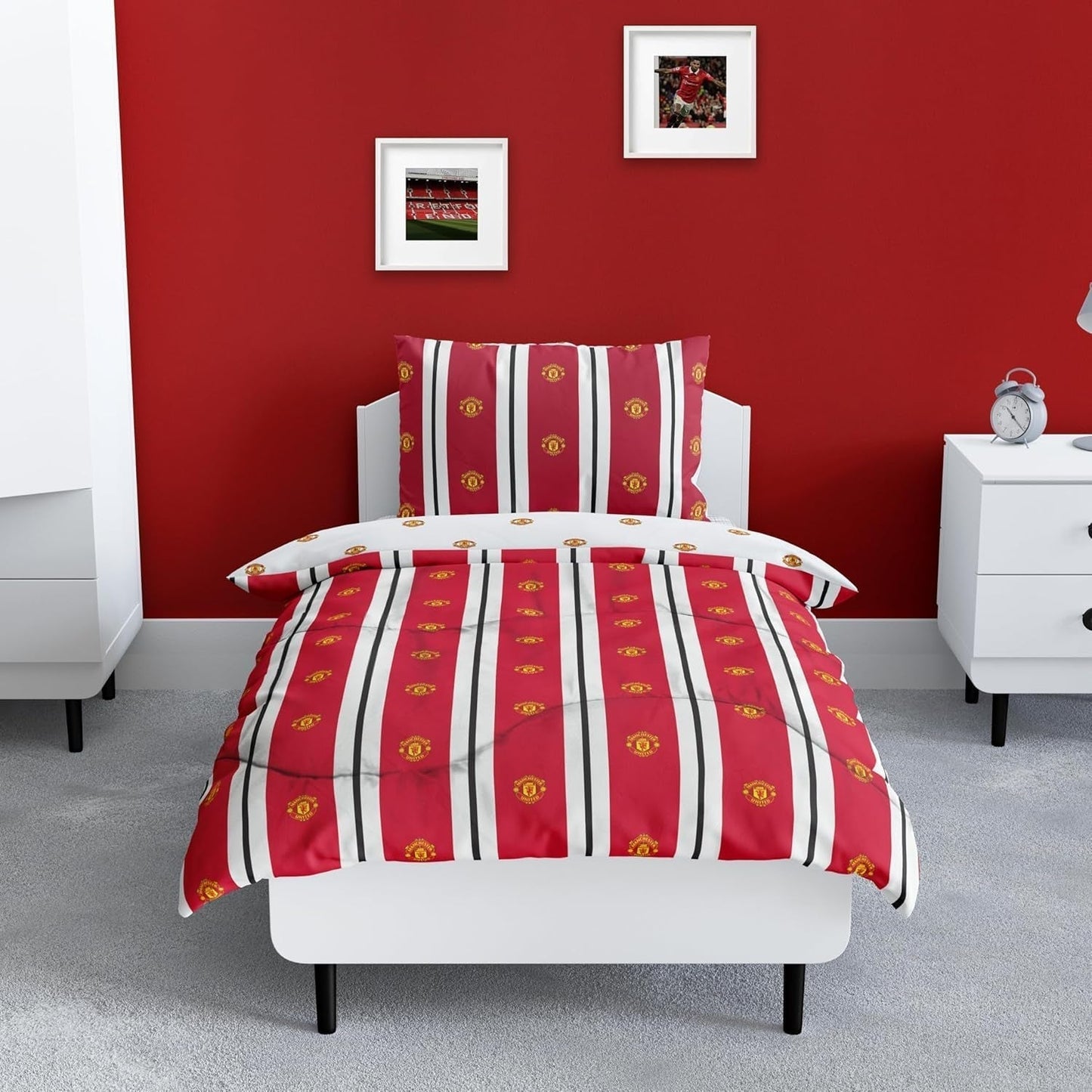 Manchester United FC Edredón Individual Oficial, Reversible, Rojo y Blanco, Sin Funda, Edredón de Fútbol, Funda de Almohada, Lavable, Perfecto para Viajes, Pernoctaciones, Edredones y Edredones 10,5 Tog Naty Shop