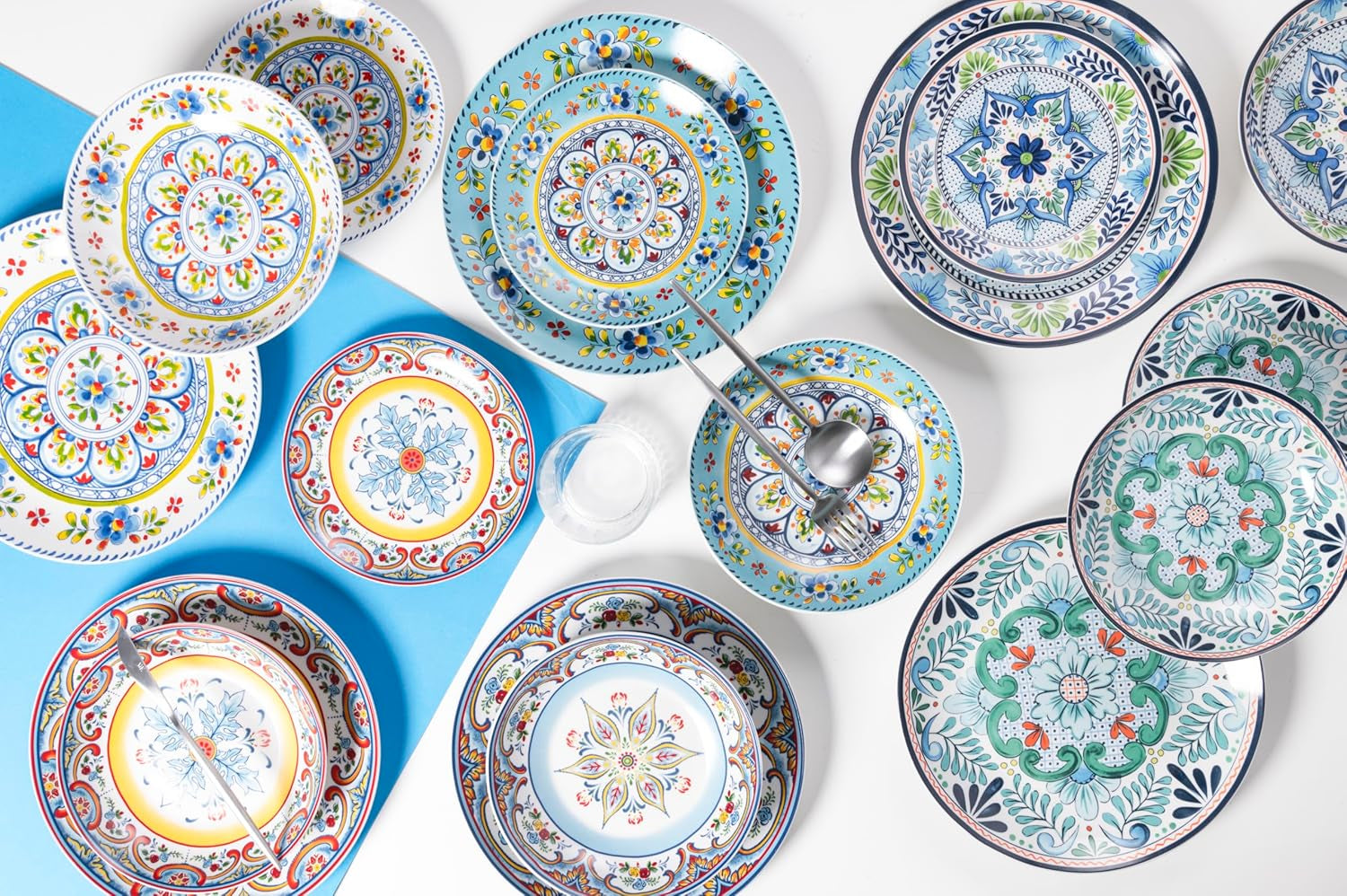 Vajilla de porcelana de 18 piezas, 6 juegos de platos diferentes, Andalucía