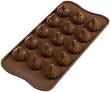 Molde de chocolate en llamas 3D Silikomart: formas 3D únicas con borde interior para bases redondas