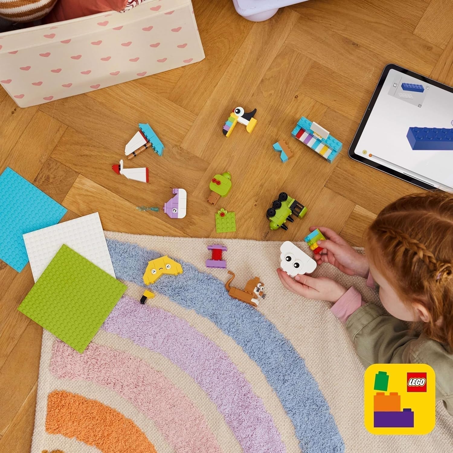 Set creativo LEGO Classic para construir y jugar - set con ladrillos de colores - construye una casa, un perro, un coche divertido, un teclado de piano y un arcoíris - set de manualidades para niños y niñas a partir de 5 años Juegos de construcción Besuche den LEGO-Store