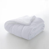BOHEMIA | Edredón/ Relleno Cama 120 cm, Edredón 300 G/M², Relleno hipoalergénico de fibras transpirables antiácaros, Relleno extra suave y antibacteriano, Medidas 200 X 200 cm Edredones y edredones Naty Shop Cama Blanca 120 - 200*200Cm