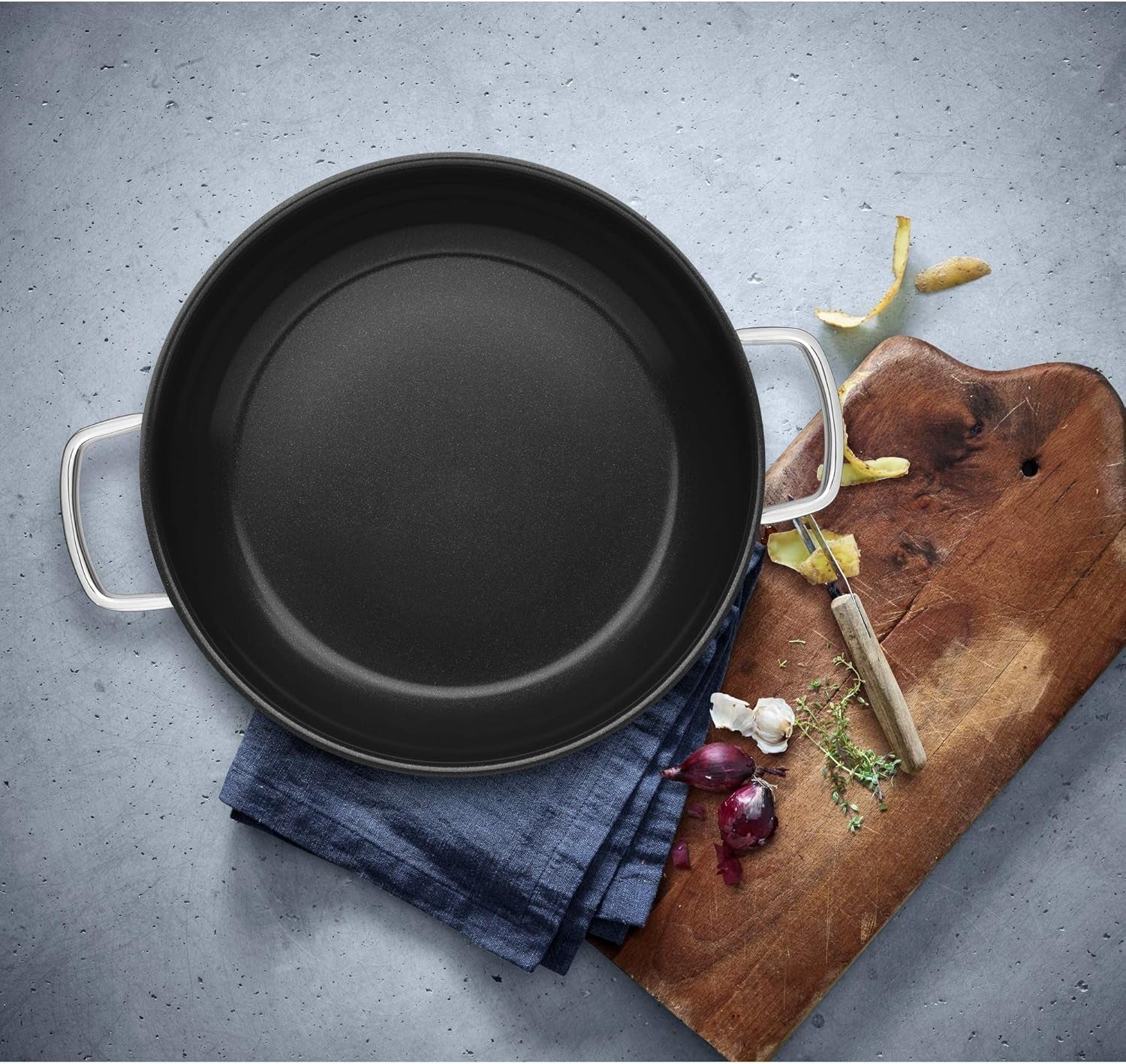 Sartén para servir/asar WMF Durado 28 cm inducción, acero inoxidable con revestimiento Cromargan, revestimiento cerámico, apta para horno Ollas y sartenes Naty Shop