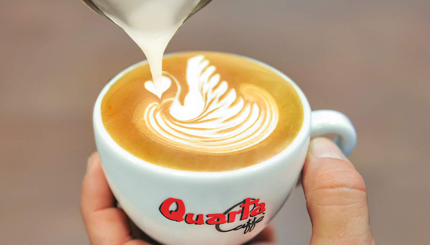 Granos Quarta Caffè Sorte Rossa - Café arábica y robusto, 250 g, aroma fuerte y energético - 1 paquete de 250 g. Producido en Apulia, Salento.