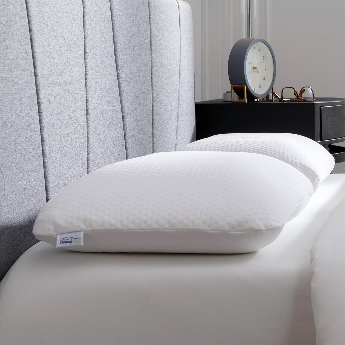 Almohada TEMPUR-PEDIC Symphony Fabricada en viscoelástica, Lujosa, Suave, Estándar, Blanco Almohadas estándar Naty Shop 2018