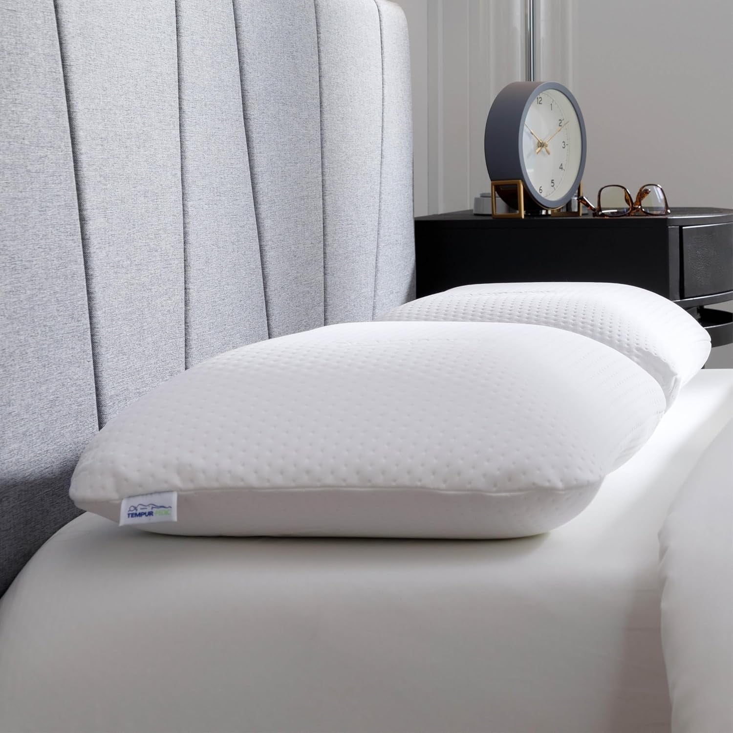 Almohada TEMPUR-PEDIC Symphony Fabricada en viscoelástica, Lujosa, Suave, Estándar, Blanco Almohadas estándar Naty Shop 2018