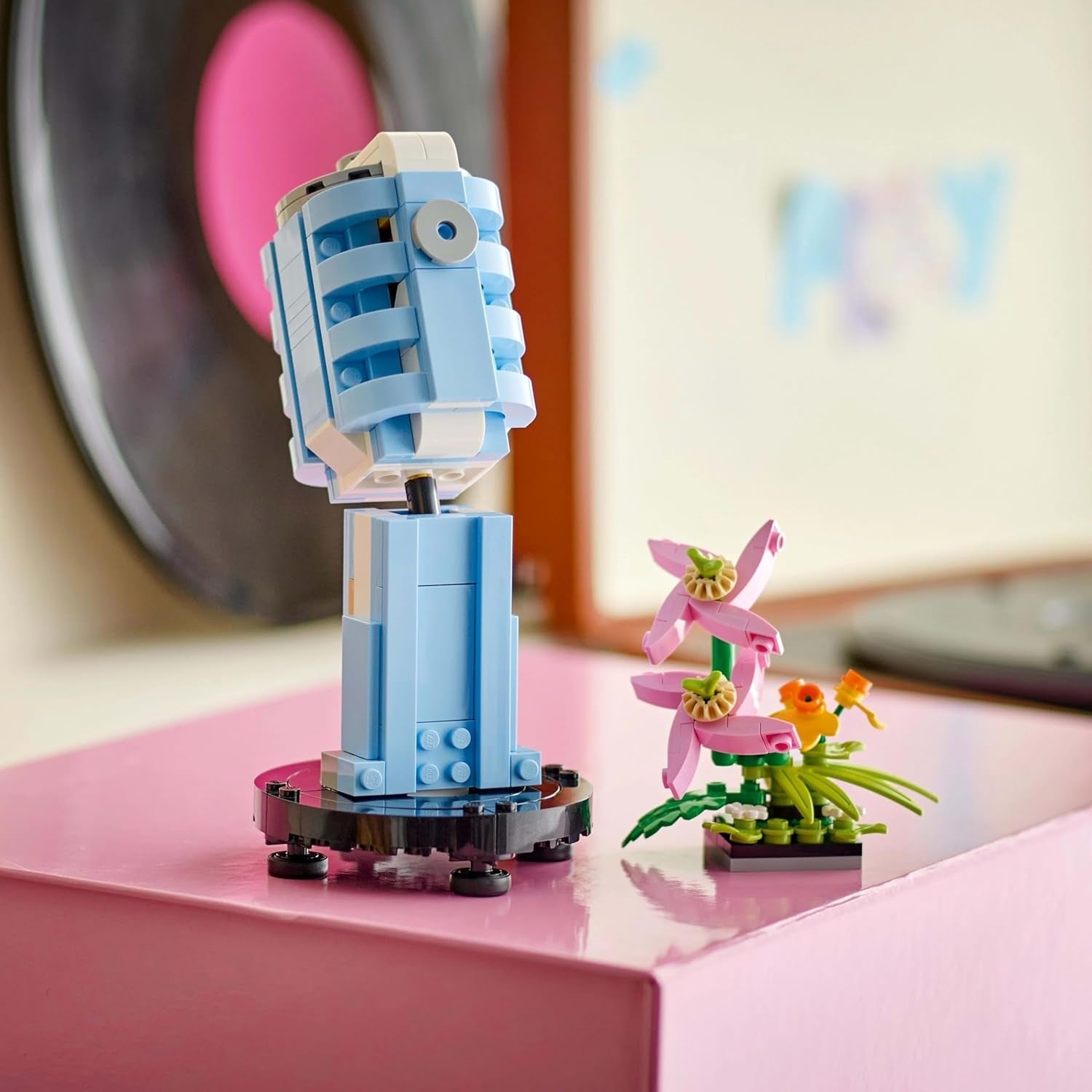 LEGO Creator Tocadiscos 3 en 1 con flores - Juguete convertible en radio o micrófono - Juguetes musicales para niños - Idea de regalo creativa para niñas y niños a partir de 8 años 31172 Juegos de construcción Besuche den LEGO-Store