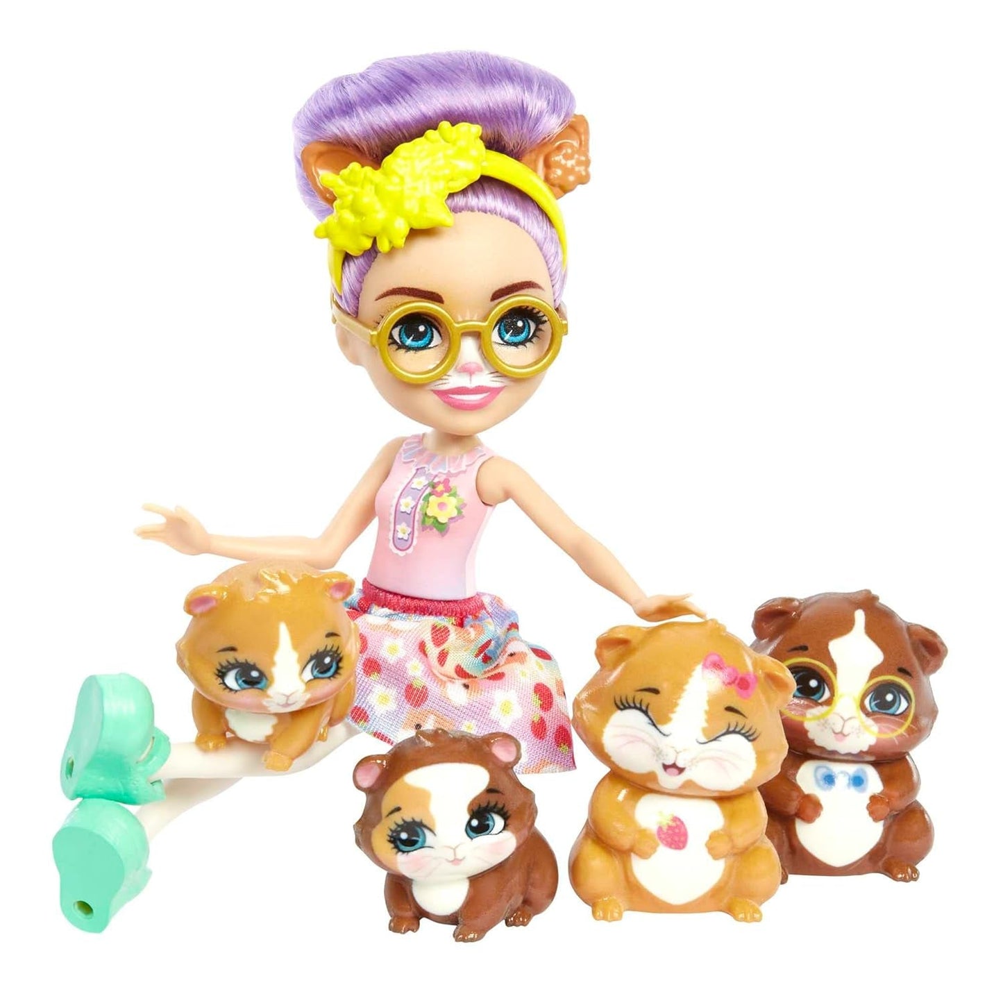 ENCHANTIMALS City-Tails Glee Guinea Pig Family - Muñeca de conejillo de indias con 4 adorables figuras de conejillo de indias, para edades de 4 años en adelante, HHB84