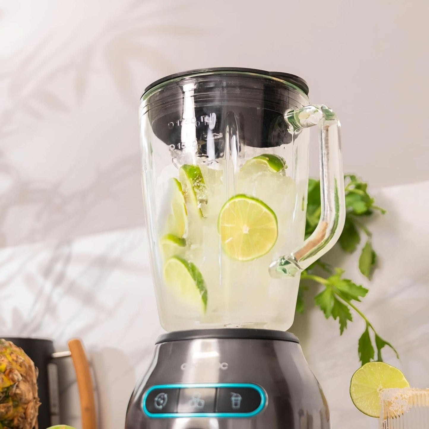 Cecotec Batidora amasadora Power Black Titanium 2200MAX Smooth, 2200 W de potencia máxima, 6 Klingen Aus Edelstahl, función Ice Crush, función Turbo y Smoothie, función Autoclean Cocina Naty Shop