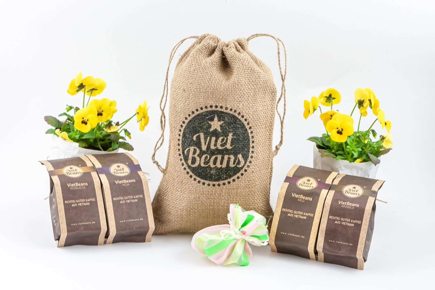 Kaffee Geschenk für Kaffeeliebhaber - Kaffeesack Yute - Vier Sorten exotischer Kaffee im Jutesack - Weihnachten Geschenkidee - Geschenk für Kaffeetrinker - Ganze Bohne