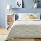 Edredón sin funda Night Lark, 4,5 tog, tamaño king, colección Tufted Dot, ropa de cama de lujo, hipoalergénico, lavable a máquina, edredones y edredones de arena cálida Naty Shop