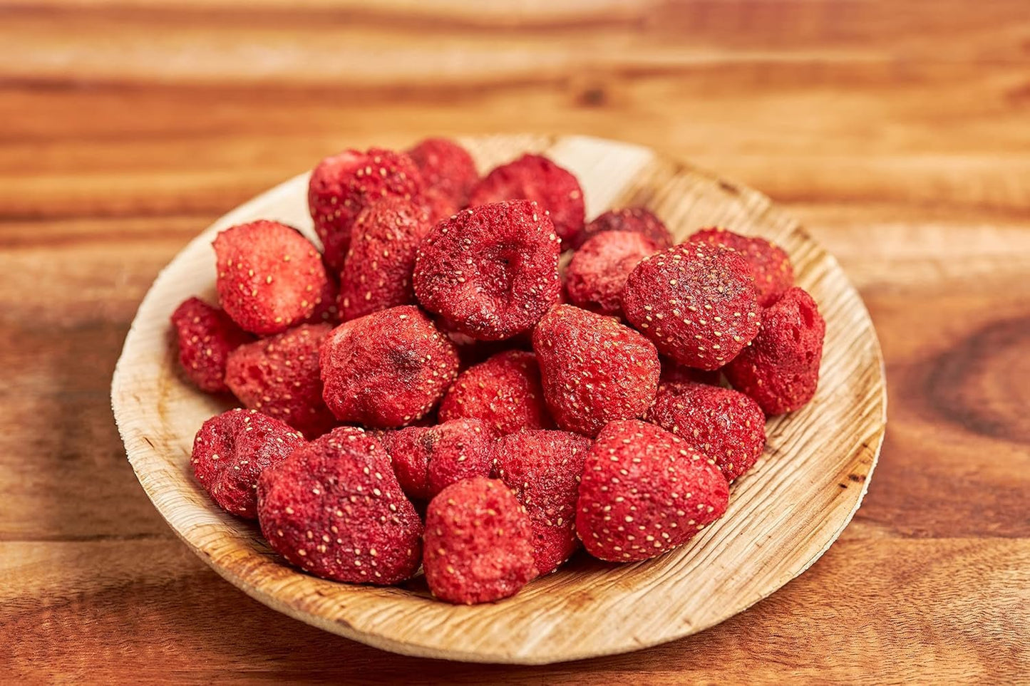 Fresas enteras liofilizadas 100g - Frutas liofilizadas - Frutas secas liofilizadas - Fresas secas - Perfecto para repostería, decoración de tartas, snacks, muesli y postres Productos deshidratados Naty Shop