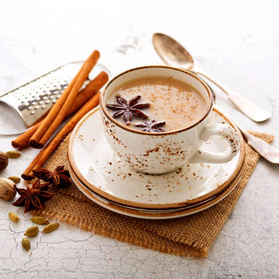 Té de hojas sueltas Masala Chai de la India | 50 tazas, mezcla de té negro, canela, cardamomo, pimienta negra | Té Masala especiado | Chai Latte Adecuado Bolsa de 3.53 oz/ 100 g