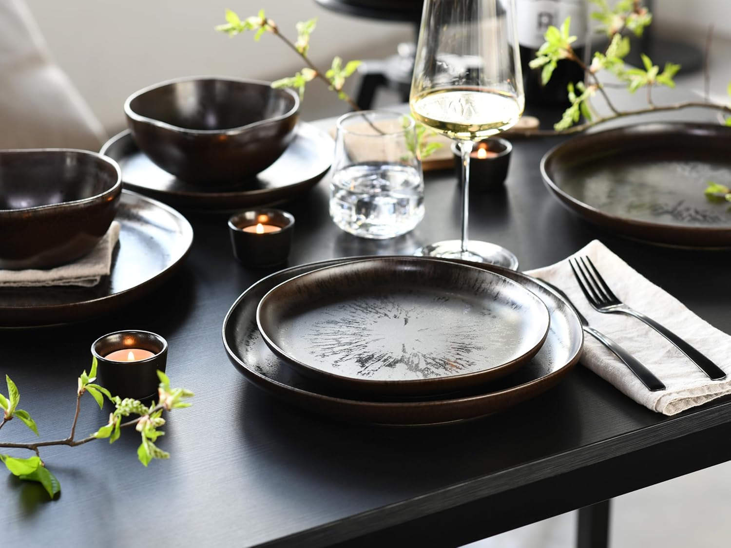 CreaTable, 21249, Serie Natura Organic RUSTY, Vajilla de 12 Piezas para 4, Juego de Platos de Porcelana, Apto para Lavavajillas y Microondas, Fabricado en Europa