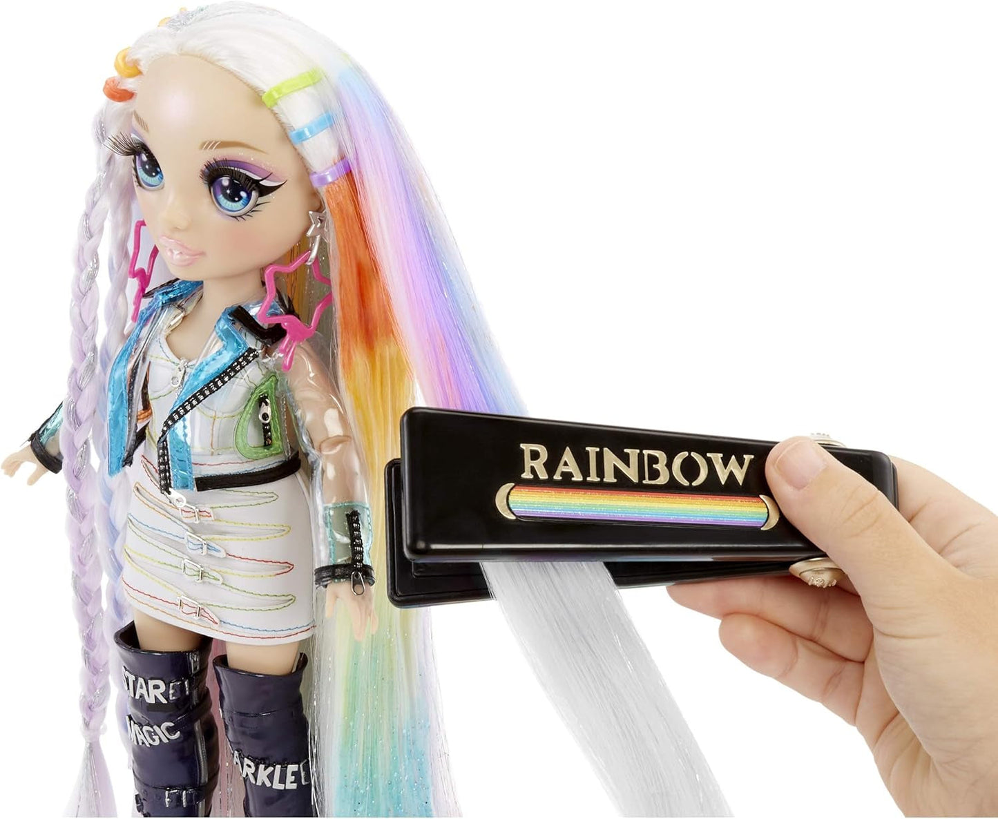 Rainbow High Hair Studio - Exclusivo juego de muñeca Amaya Raine con pelo largo para peinar - Incluye tiza lavable, cepillo para el pelo y accesorios - Regalo para niños a partir de 6 años