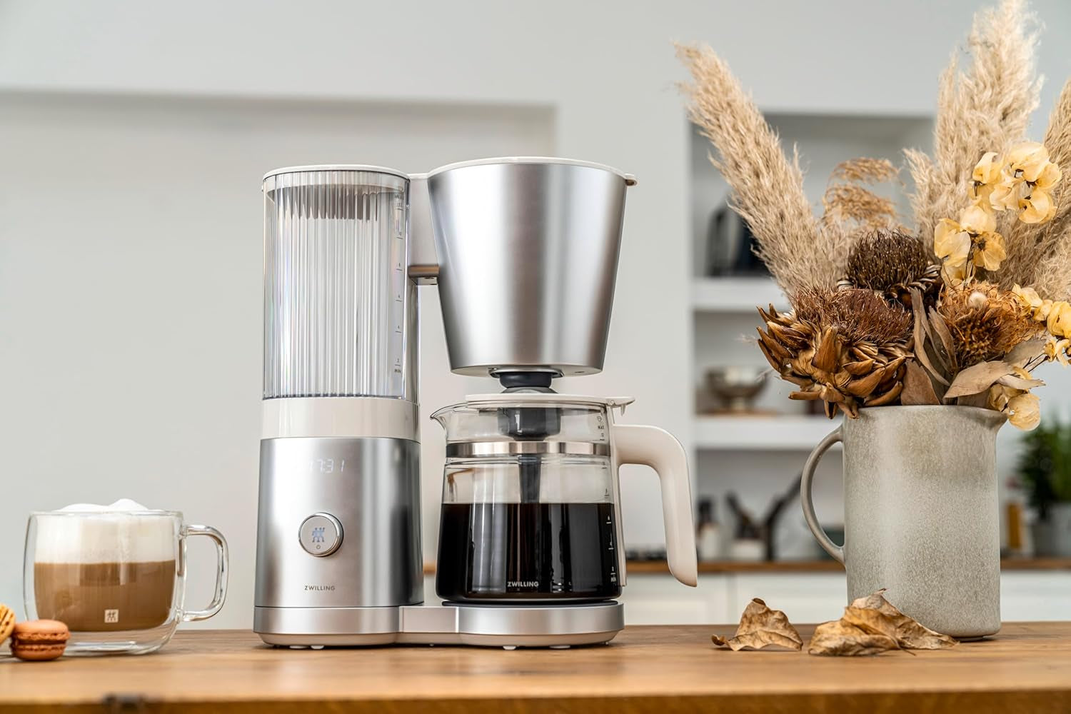 ZWILLING ENFINIGY Cafetera espresso de filtro con jarra de cristal de 1,5 l, cafetera espresso con caldera de acero inoxidable, función de floración y descalcificación inteligente, plástico, plata