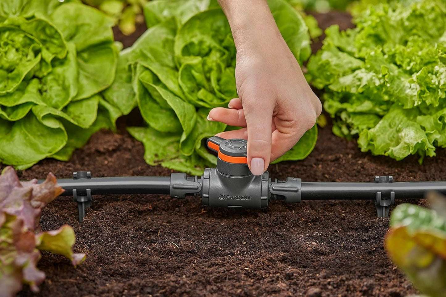 Válvula de regulación y cierre Gardena Micro-Drip-System de 13 mm (1/2 pulgada): cierre sencillo de tuberías y regulación continua del caudal de agua, accesorio para colocar tuberías de goteo (13207-20)