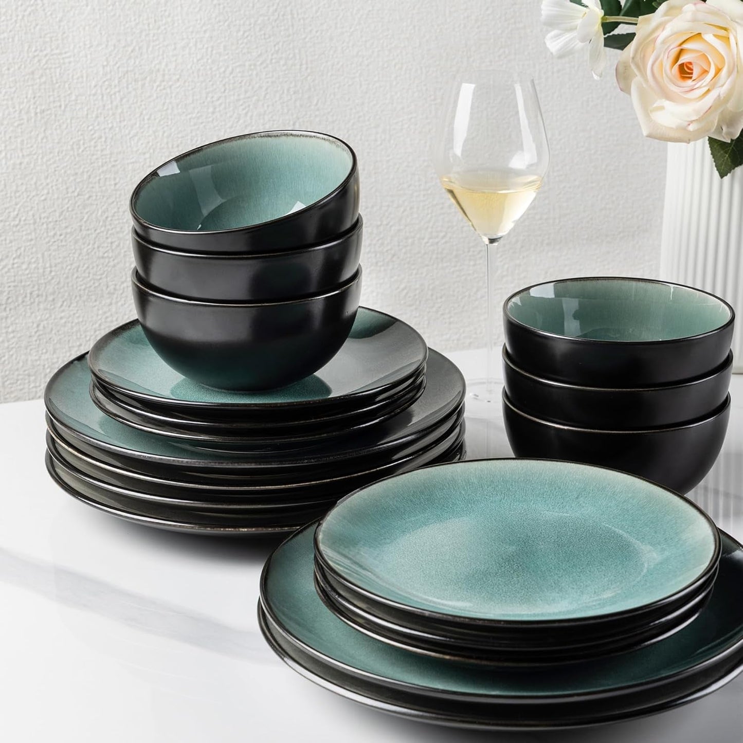 GBhome Juego de vajilla de porcelana para 4 personas, 12 piezas, esmaltado reactivo, hecho a mano, apto para microondas y lavavajillas, juego de platos y cuencos, color petróleo GDW025WB-EU