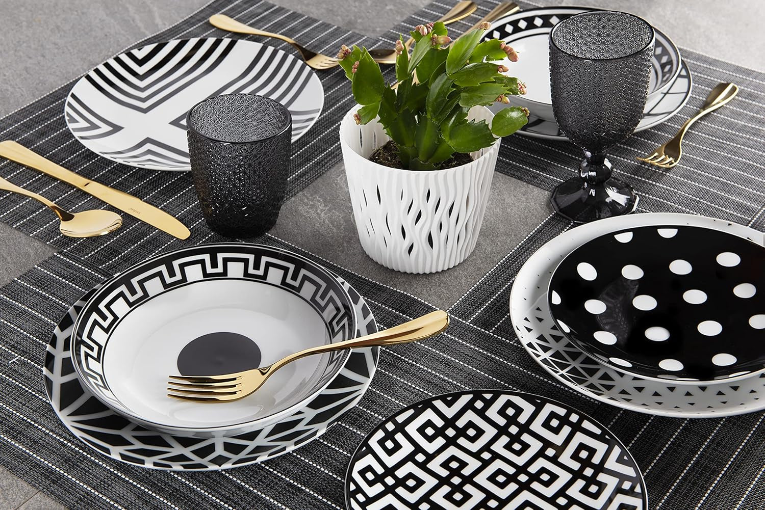 Excelsa Emily vajilla de porcelana, blanco/negro, 18 piezas
