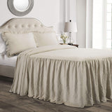 Lush Decor Juego de ropa de cama con falda de volantes de 3 piezas, juego de cama de lujo de granja, elegante y encantador detalle de volantes, estilo atemporal y diseño clásico, suave y liviano, tamaño King, camas y edredones de decoración exuberante, Neutral King
