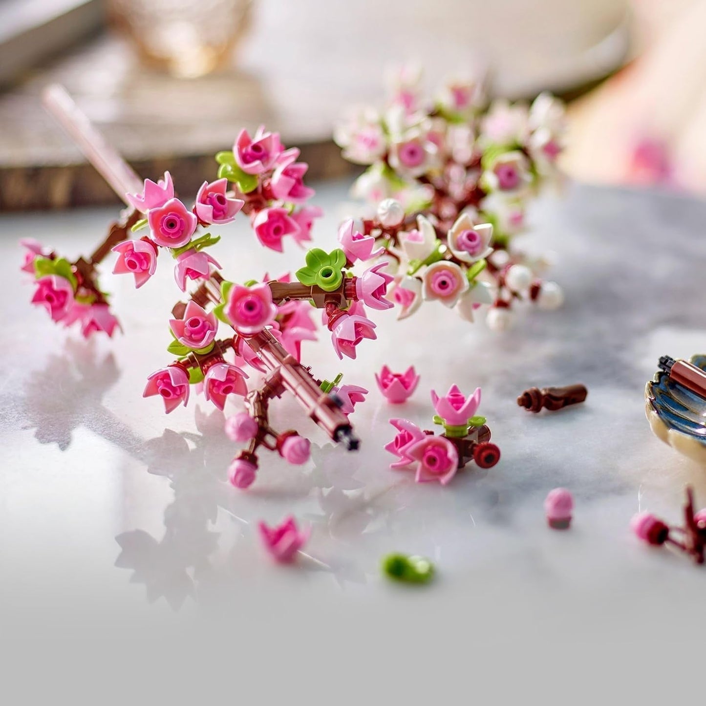 LEGO Botanicals Flores de cerezo - Flores artificiales para construir - Adornos de escritorio para niños - Ramo de flores para exhibir - Regalo para mujeres y hombres a partir de 8 años - Colección Botany 40725 Juegos de construcción Besuche den LEGO-Store