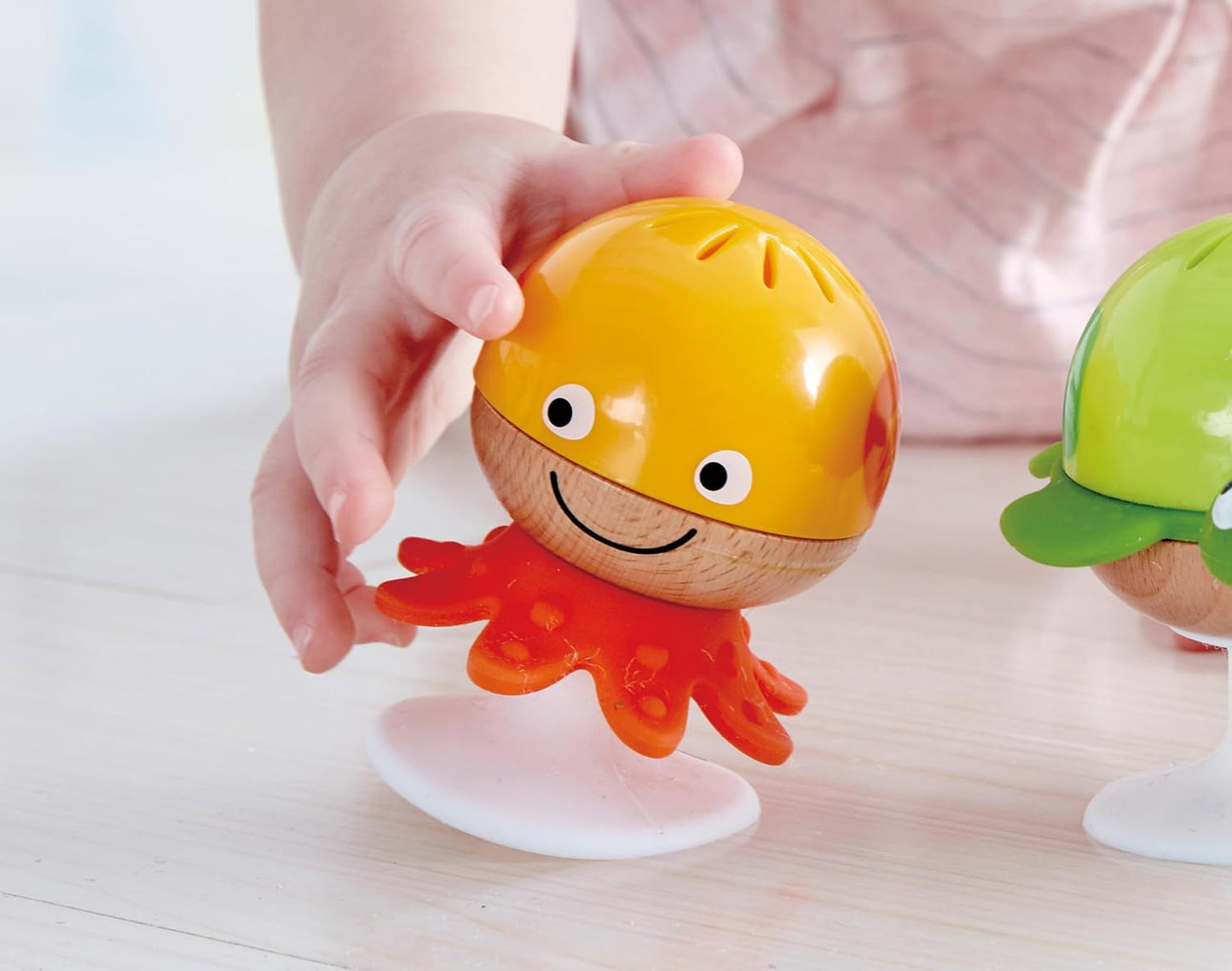 Set sonajero con ventosa Hape | Tres animales con elementos de mordedor, tortuga, pulpo y ballena | Juguete educativo desde 0 meses Bebe Toys Naty Shop