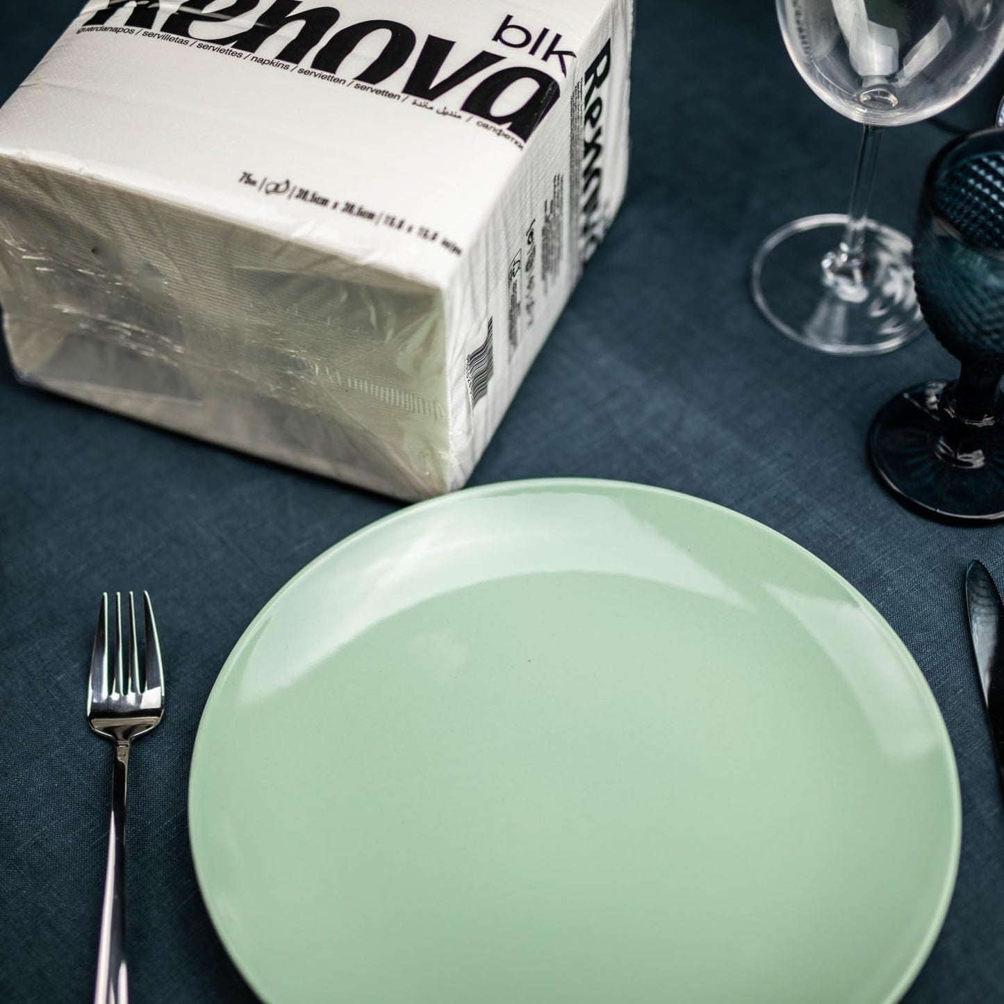 Servilletas de papel blancas grandes Renova, 75 servilletas