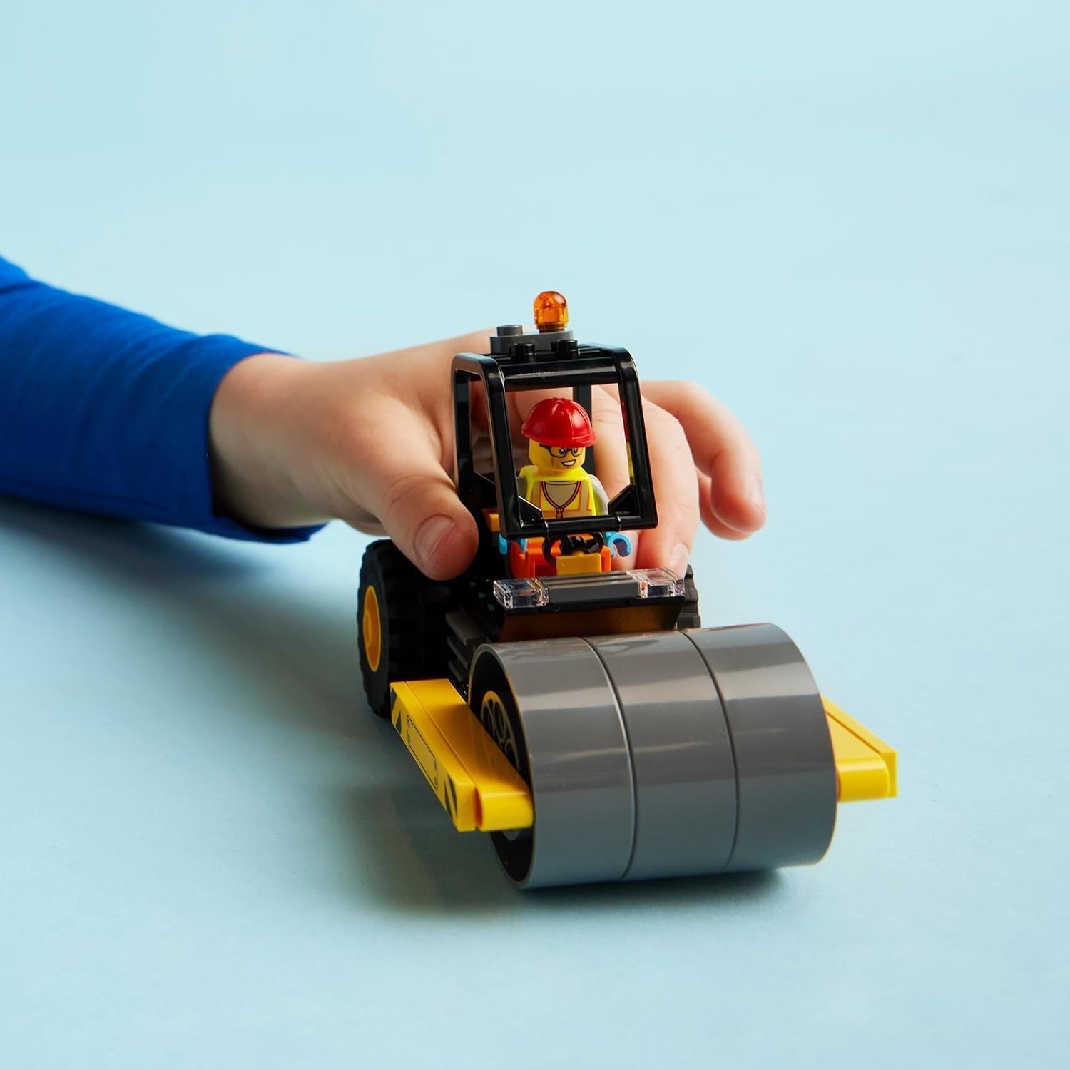 LEGO City Vehículo de construcción Rodillo de carretera para niños de 5 años Rodillo de vapor con minifigura de trabajador de la construcción Experiencia de juego imaginativa para niños y niñas Pequeño regalo divertido 60401 Juegos de construcción Besuche den LEGO-Store