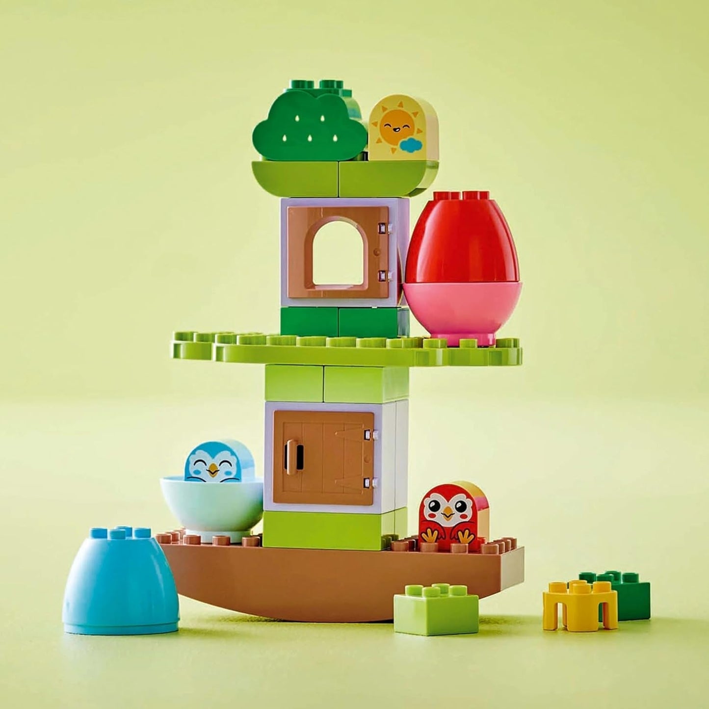 Árbol LEGO DUPLO para equilibrar y apilar, juguete de desarrollo, set de construcción para niños a partir de 18 meses, juguete creativo para niños, juguete educativo con 2 pájaros de juguete 10440 Juegos de construcción Besuche den LEGO-Store