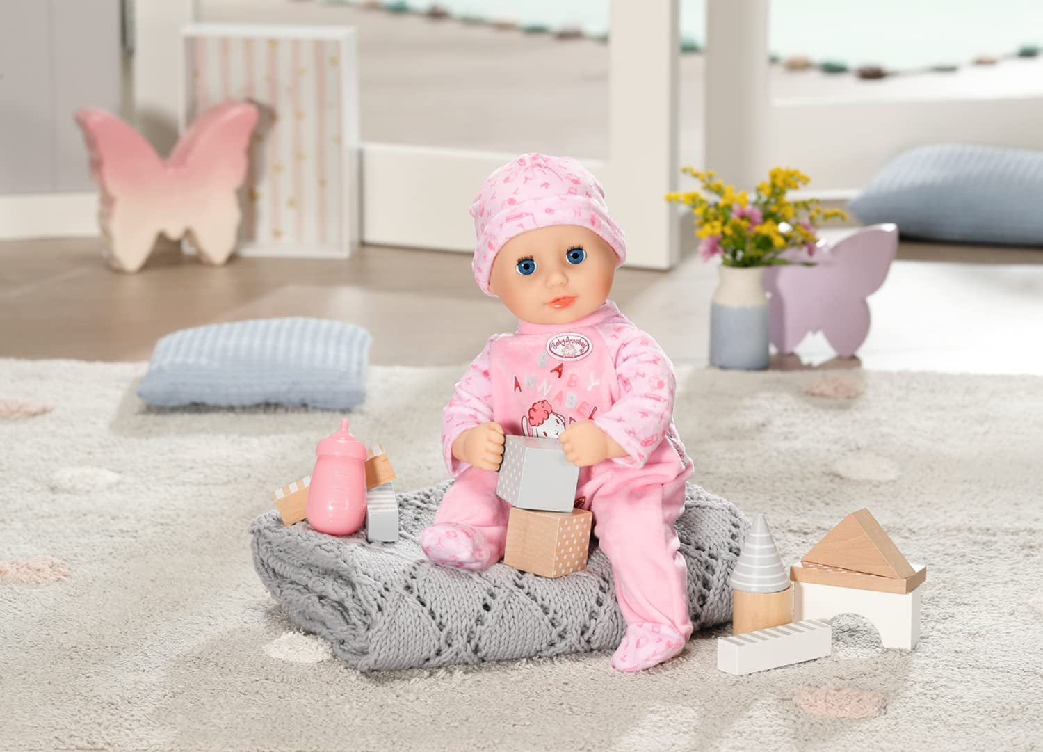 Annabell Muñeca blanda Little Annabell de 36cm, con cuerpo de tela y ojos somnolientos, 36cm, 709870 Zapf Creation