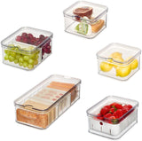 iDesign Cajas de almacenaje para frigorífico, organizador con tapa en juego de 5, cajas de plástico reciclado para guardar alimentos para organizar consumibles, transparente y blanco Naty Shop Cajas de almacenaje para alimentos transparentes, blanco, set de 5