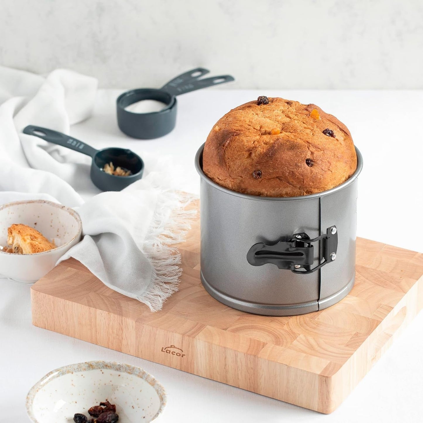 Molde para panettone, desmontable, acero al carbono, antiadherente, diámetro 16 cm, volumen 2 litros Moldes y bandejas para hornear Naty Shop