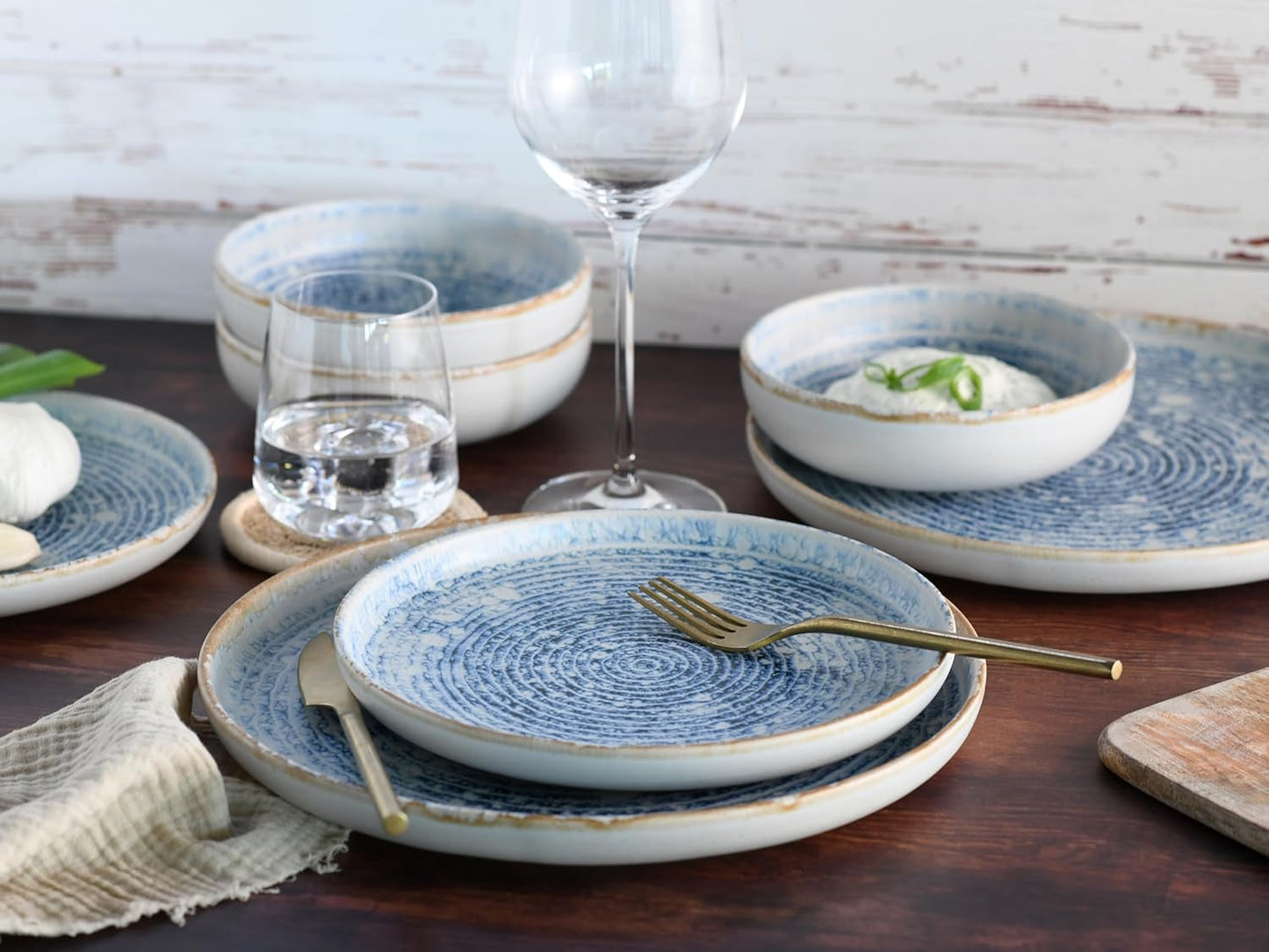 CreaTable, 21652, Serie Uno Mykonos, Vajilla de 12 Piezas, Juego de Platos de Porcelana, Apto para Lavavajillas y Microondas, Hecho en Portugal