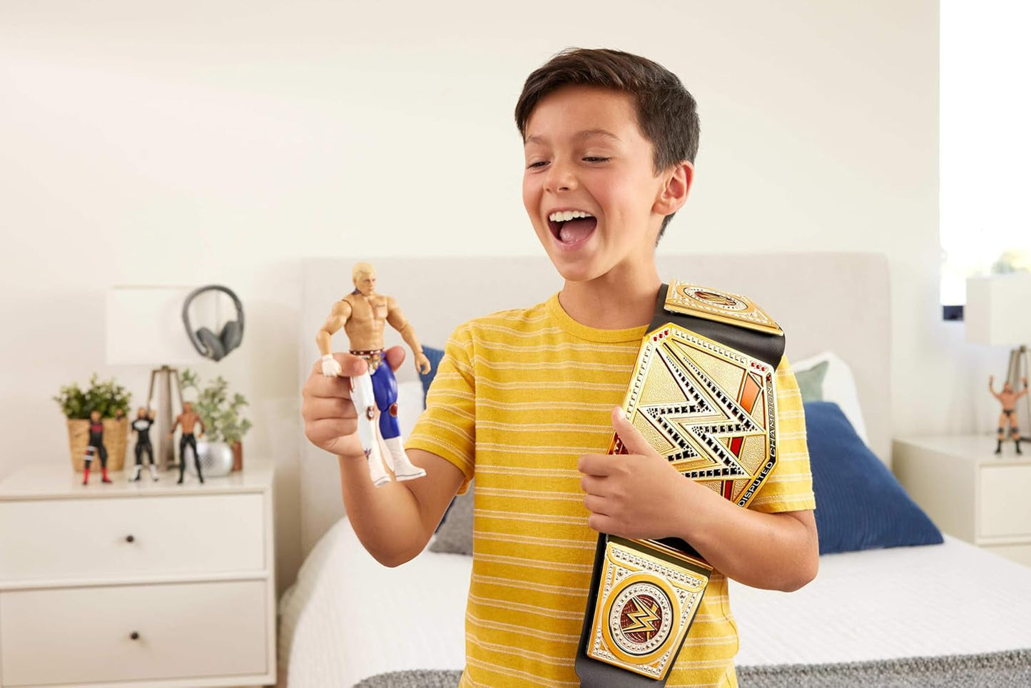Mattel Mattel Cinturón de campeonato de la WWE, disfraz y juego de rol del campeonato universal de la WWE indiscutible, aprox. Cinturón De Piel Sintética De 100 Cm De Largo Con Ajuste Exclusivo, HYJ35 Figuras De Acción Naty Shop