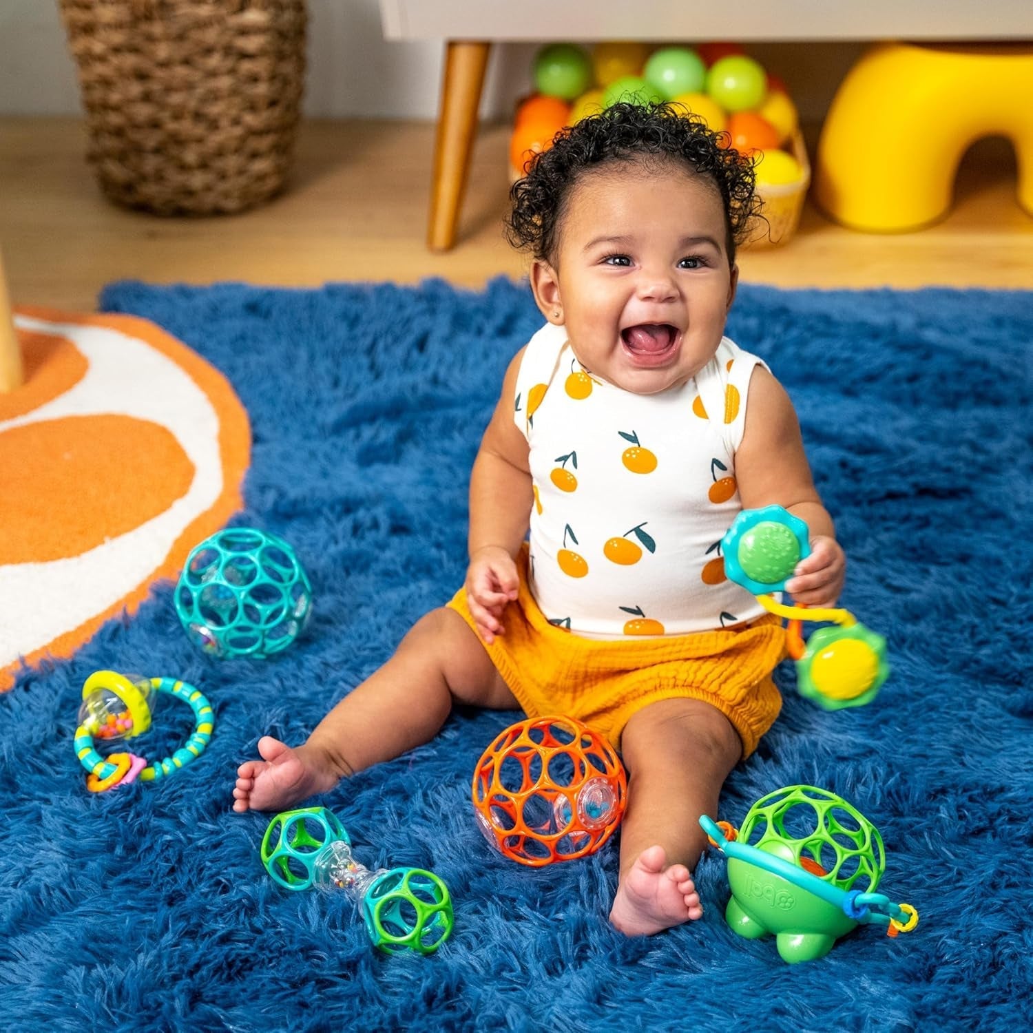 Bright Starts Little Shakers Set de regalo de 6 piezas - Sonajeros y mordedores para bebés Sin BPA Fácil de atrapar Unisex Recién nacido+