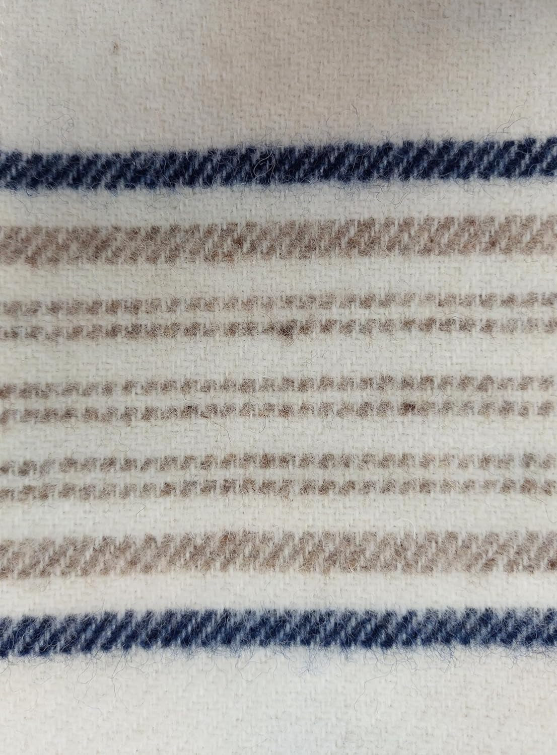 Toison D'Or Angle, 220 X 240 Cm, Blanco/Azul/bisel Edredones y colchas Naty Shop