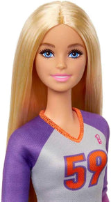 Barbie Made to Move - Muñeca Jugadora de Voleibol con Camiseta y Pelota - 22 Articulaciones para Juego Realista, Incluye Voleibol y Equipo Deportivo, HKT72