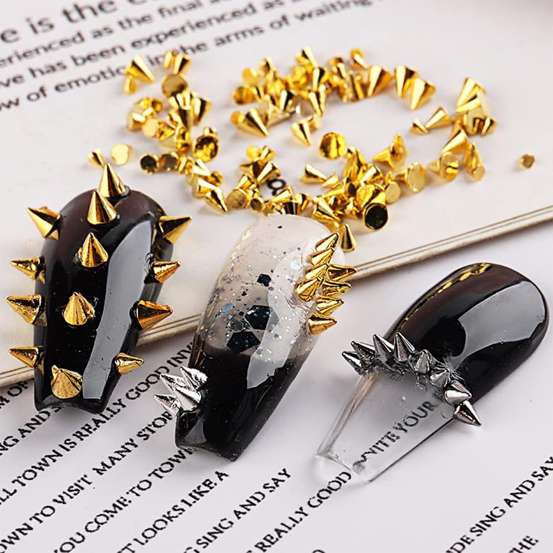 Mini Metall Nieten Punk Nail Charms Gold Silber Strasssteine ​​​​Nägel Charm Kegel Spikes Nagelschmuck Glitzersteine ​​​​Nail Art Studs Nagel Steine ​​​​Legierung Nagelanhänger Rhinestones Nageldesign Zubehör