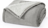 UGG 01465 Bliss Sherpa Throw Blanket Totalmente reversible para sofá o cama Lavable a máquina Cuidado fácil Suave felpa Mantas de lujo de gran tamaño 178 x 127 cm Seal Naty Shop Edredones y edredones