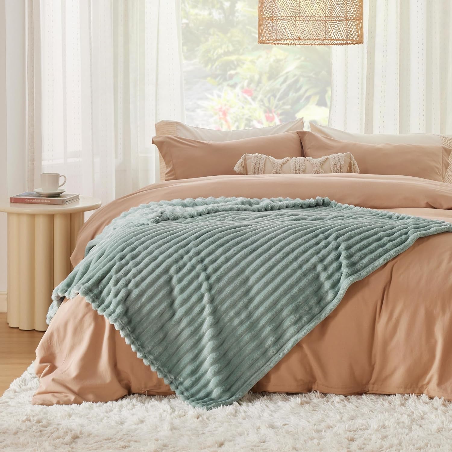 BEDSURE Manta Polar Verde Salvia para Sofá - Mantas Acogedoras Súper Suaves para Mujer, Linda Manta Pequeña para Niñas, Camas y Mantas de 127 X 152 Cm Beuche den BEDSURE-Store