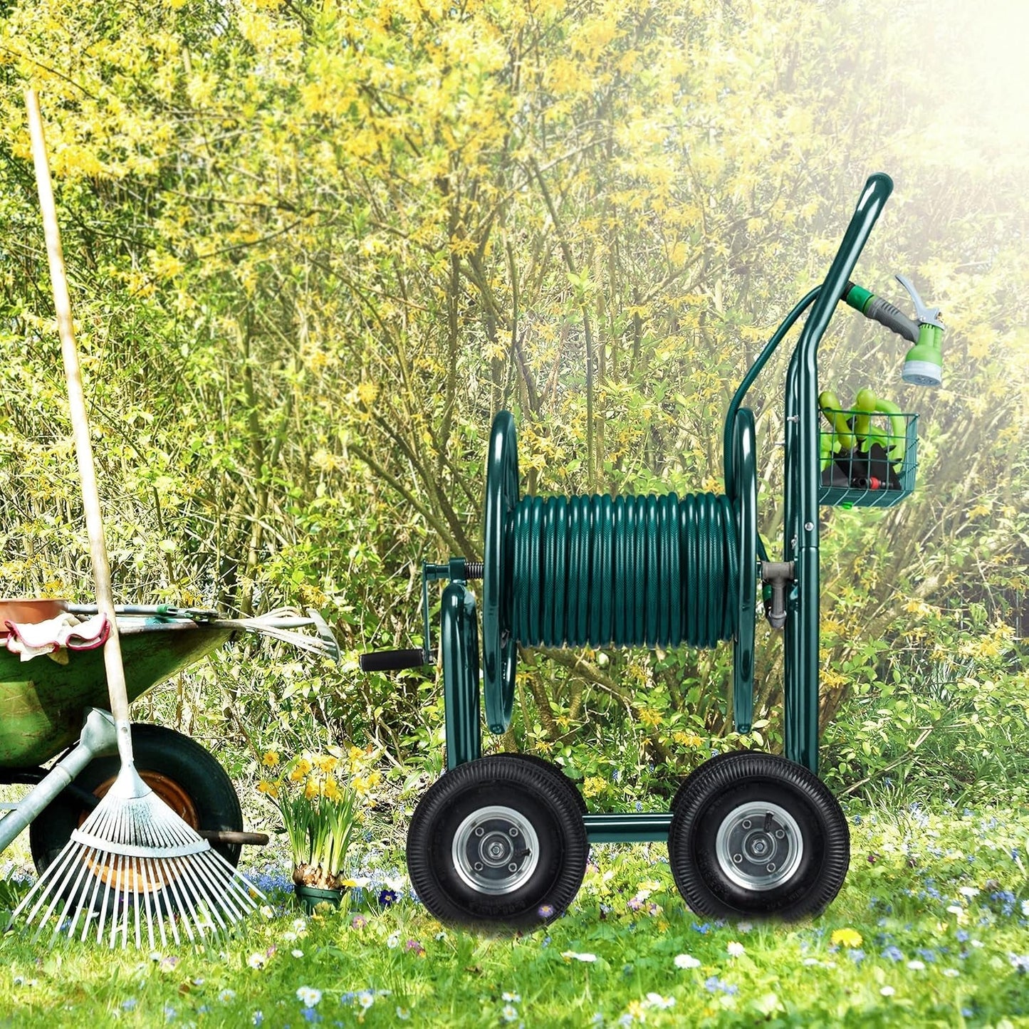 Relaxdays Carro portamangueras, hasta 90 m, 4 neumáticos, acoplamiento de clic, enrollador de mangueras de metal, distribuidor de mangueras con cesta, verde