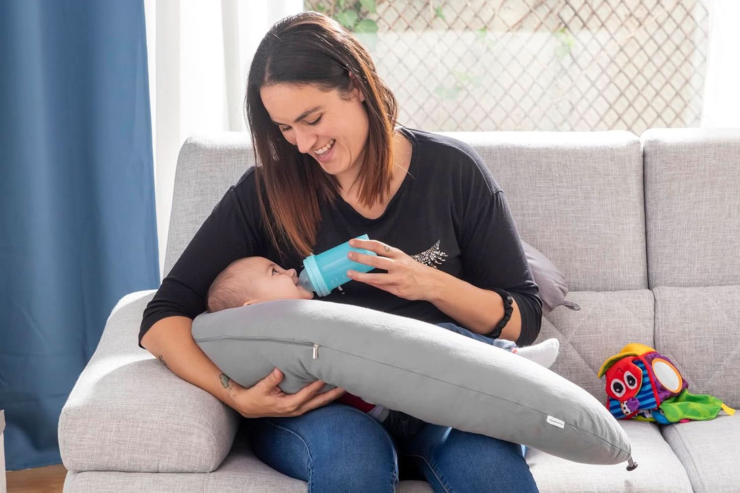 Innovagoods - Almohada de Lactancia Multifuncional, Diseño ergonómico para el relax de la madre y el niño, Ajustable en diferentes posiciones, Lavable, De Colores, Polialgodón Accesorios Alimentación y Lactancia Baby Naty Shop