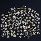 50 Stück Gold Nail Charms, estilos mixtos Glitzersteine ​​​​Nägel Perle Legierung Nagel Steine ​​​​Blume Schmetterling Strasssteine ​​​​Nägel Herz Stern Nagel Charms DIY Nail Art Zubehör Frauen Nägel Deko