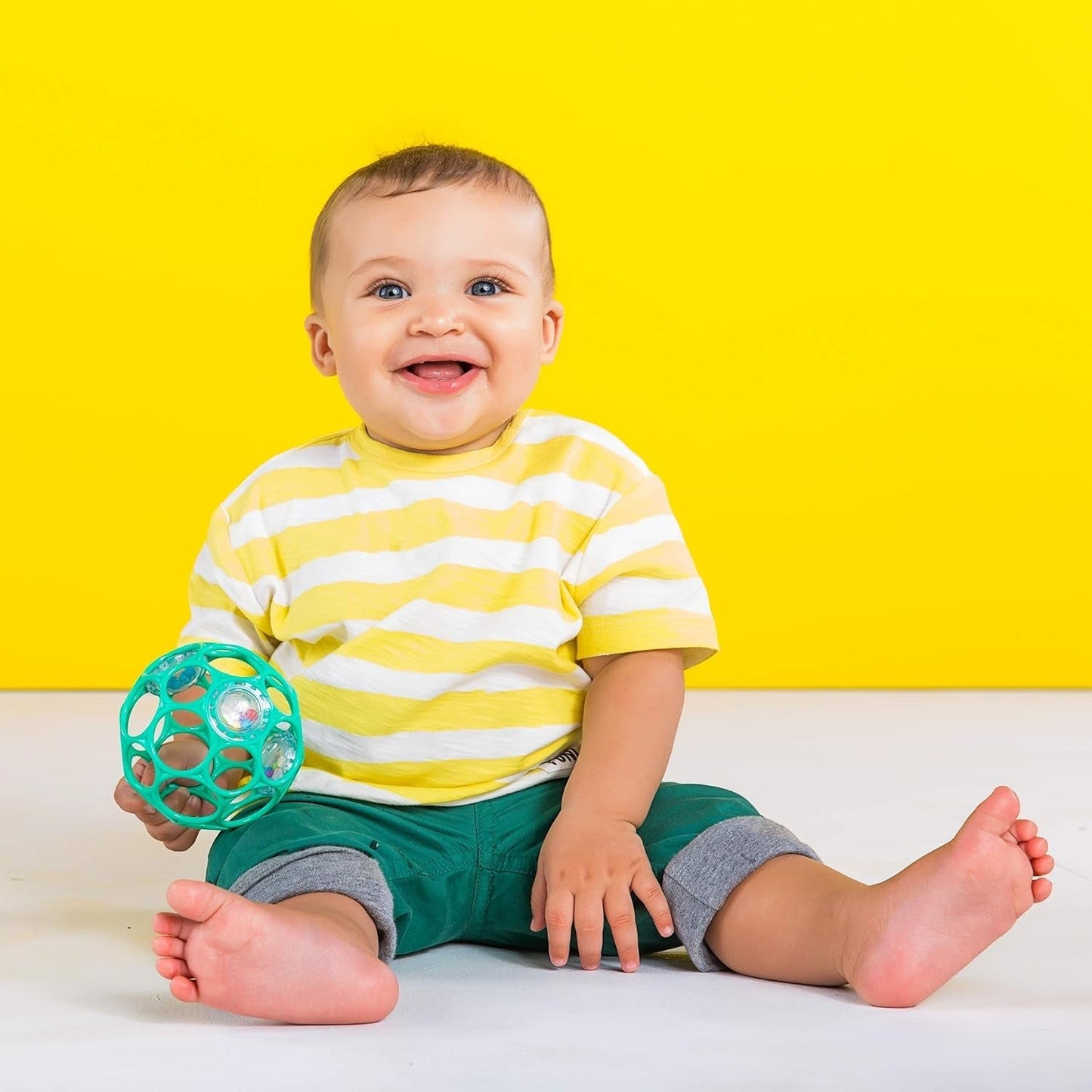 Bright Starts Little Shakers Set de regalo de 6 piezas - Sonajeros y mordedores para bebés Sin BPA Fácil de atrapar Unisex Recién nacido+