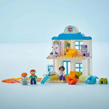 LEGO DUPLO Town Primera visita al médico, juguete de construcción, set de juego para fomentar la motricidad fina, regalo para niños pequeños de 2 años, juguete educativo, juego de rol en el hospital 10449 Juegos de construcción Ver en LEGO-Store