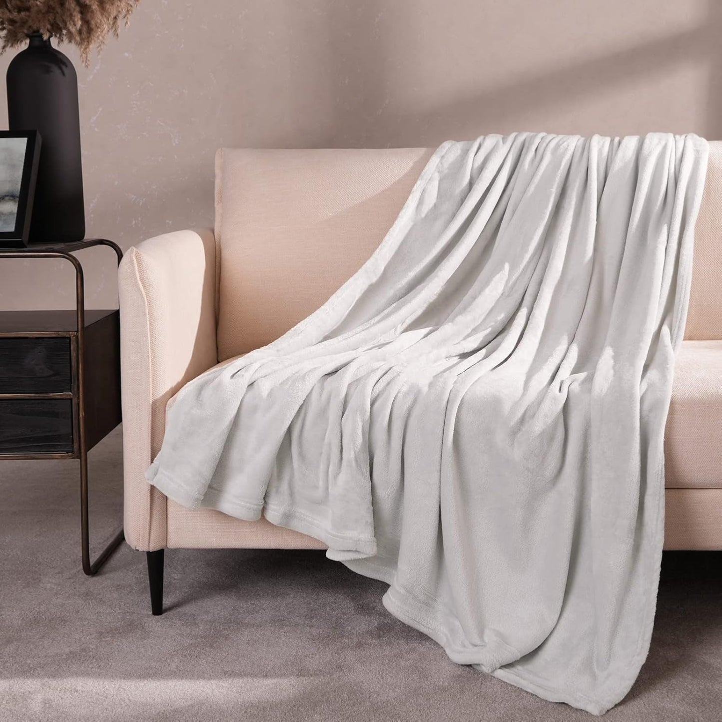 Colcha de forro polar ultrasuave de Brentford, gris plateado, doble grande - 150 x 200 cm Camas y mantas Beuche den Brentfords-Store