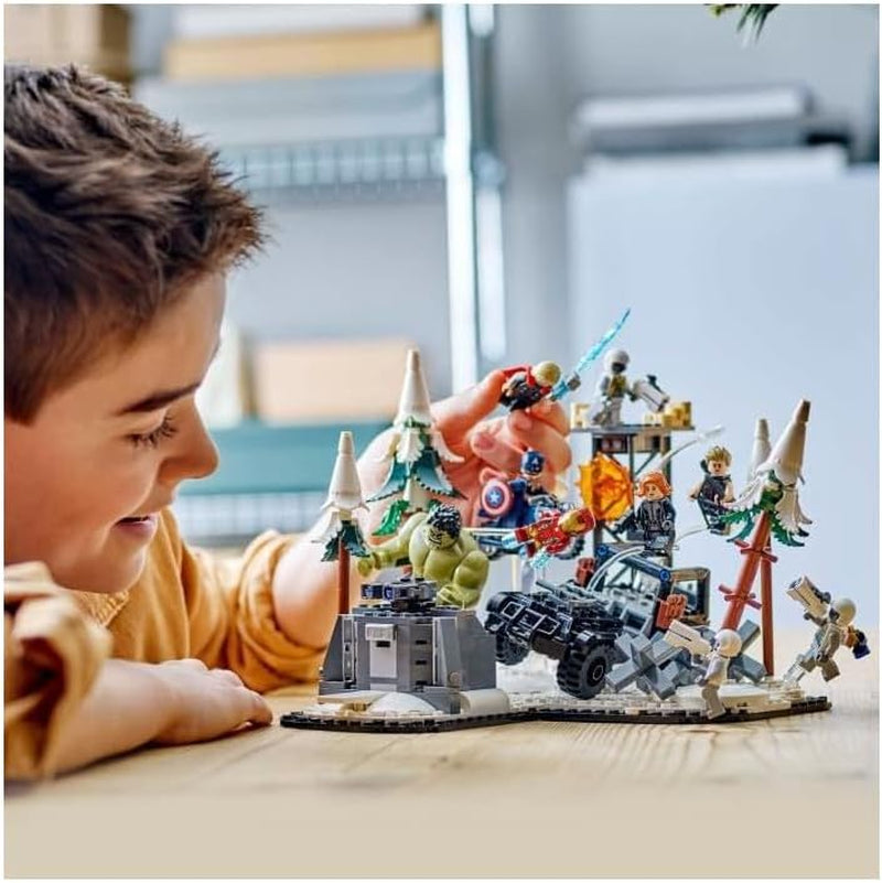 LEGO Marvel Avengers Assemble: Era de Ultrón, set de construcción y juego con 8 minifiguras de superhéroes como Thor, Hulk y Iron Man, juguete de construcción para niños y niñas, set de aventuras 76291 Juegos de construcción Besuche den LEGO-Store