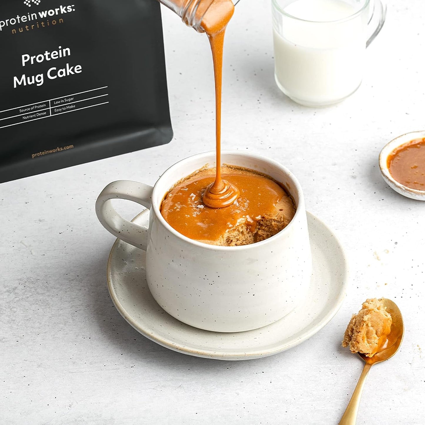 Protein Works Protein Tassenkuchen | Crema de chocolate | Este Köstliche Nachtisch es Sehr Protein- Und Ballaststoffreich| Mezcla para hornear y cocinar 500G Naty Shop