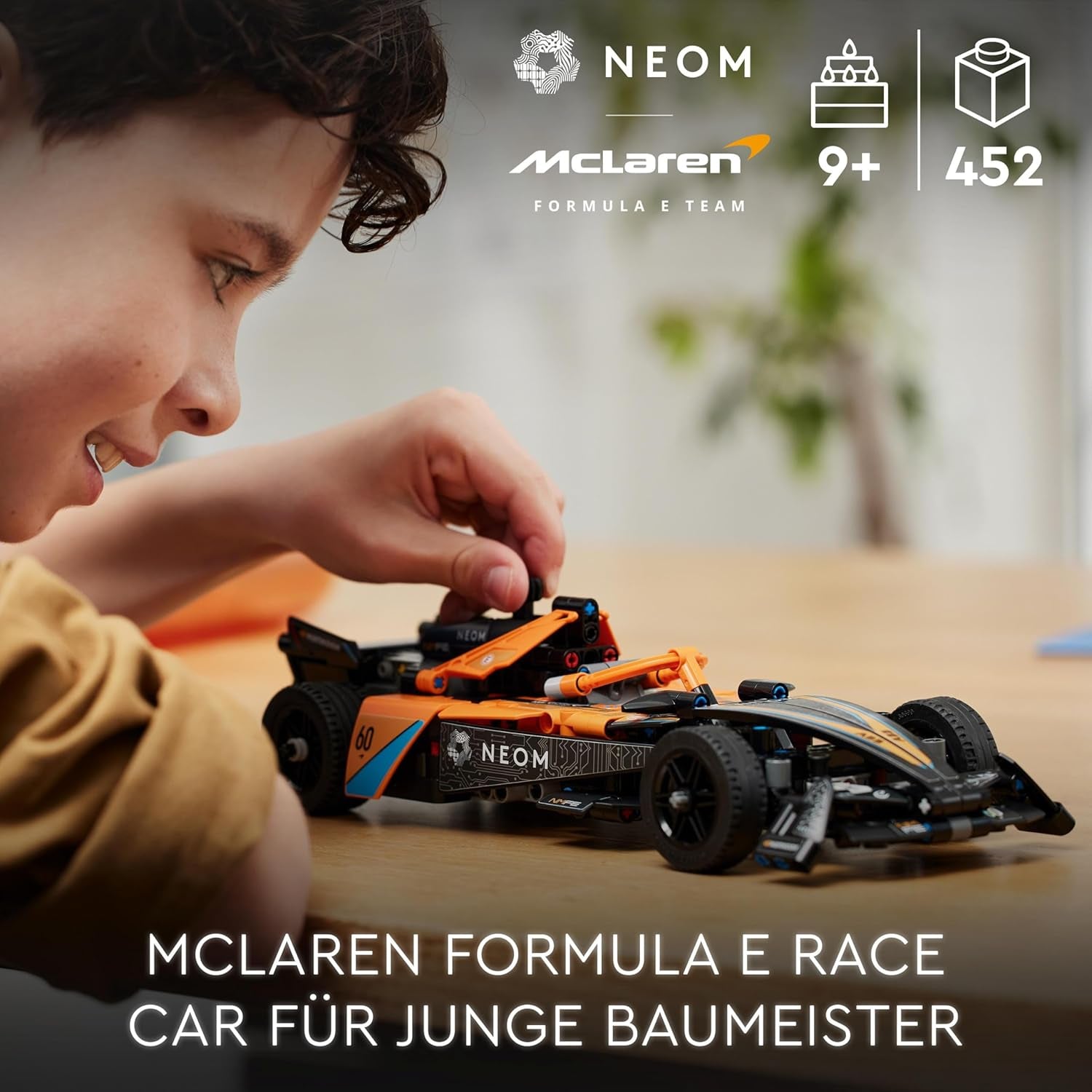 LEGO Technic Coche de carreras NEOM Mclaren Fórmula E, Coche de carreras de juguete para niños y niñas de 9 años, Kit de modelo de coche, Decoración de la habitación de los niños, Idea de regalo de cumpleaños 42169 Juegos de construcción Beuche den LEGO-Store