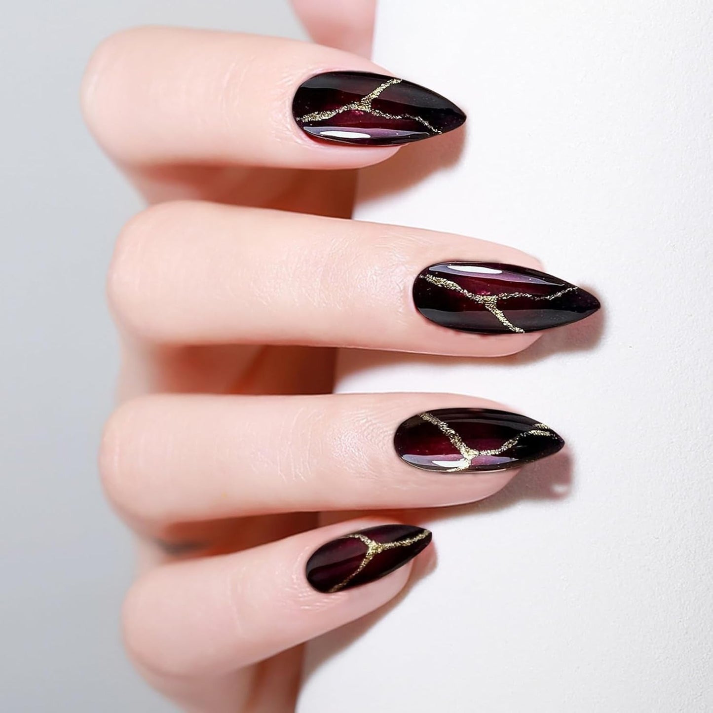 24 piezas de uñas postizas rojas y negras, pegamento en uñas postizas, pegamento en las uñas, puntas de uñas en forma de almendra, cubierta completa, uñas postizas, juego de uñas postizas rojas y negras