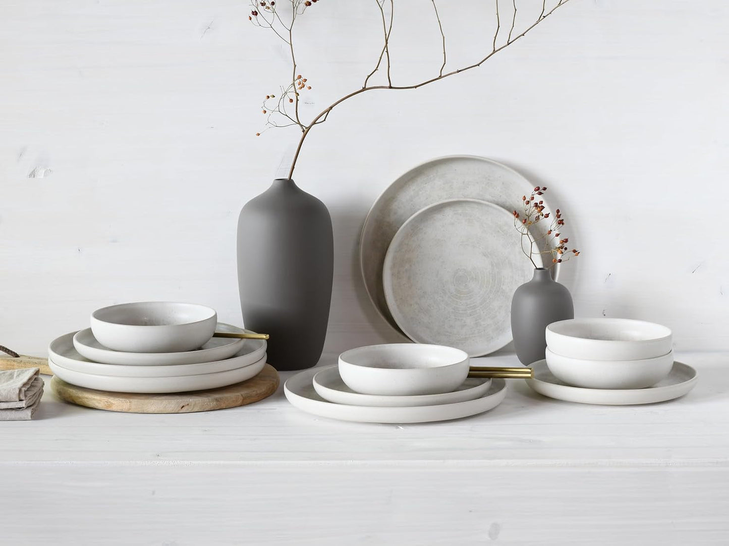 CreaTable, 23714, Serie Uno Athena, Vajilla de 12 Piezas para 4, Juego de Platos de Porcelana, Apto para Lavavajillas y Microondas, Hecho en Portugal